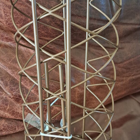 Metal Decorative Freestanding Toilet Paper Roll Holder Stand and Dispenser - Picture 8 of 9